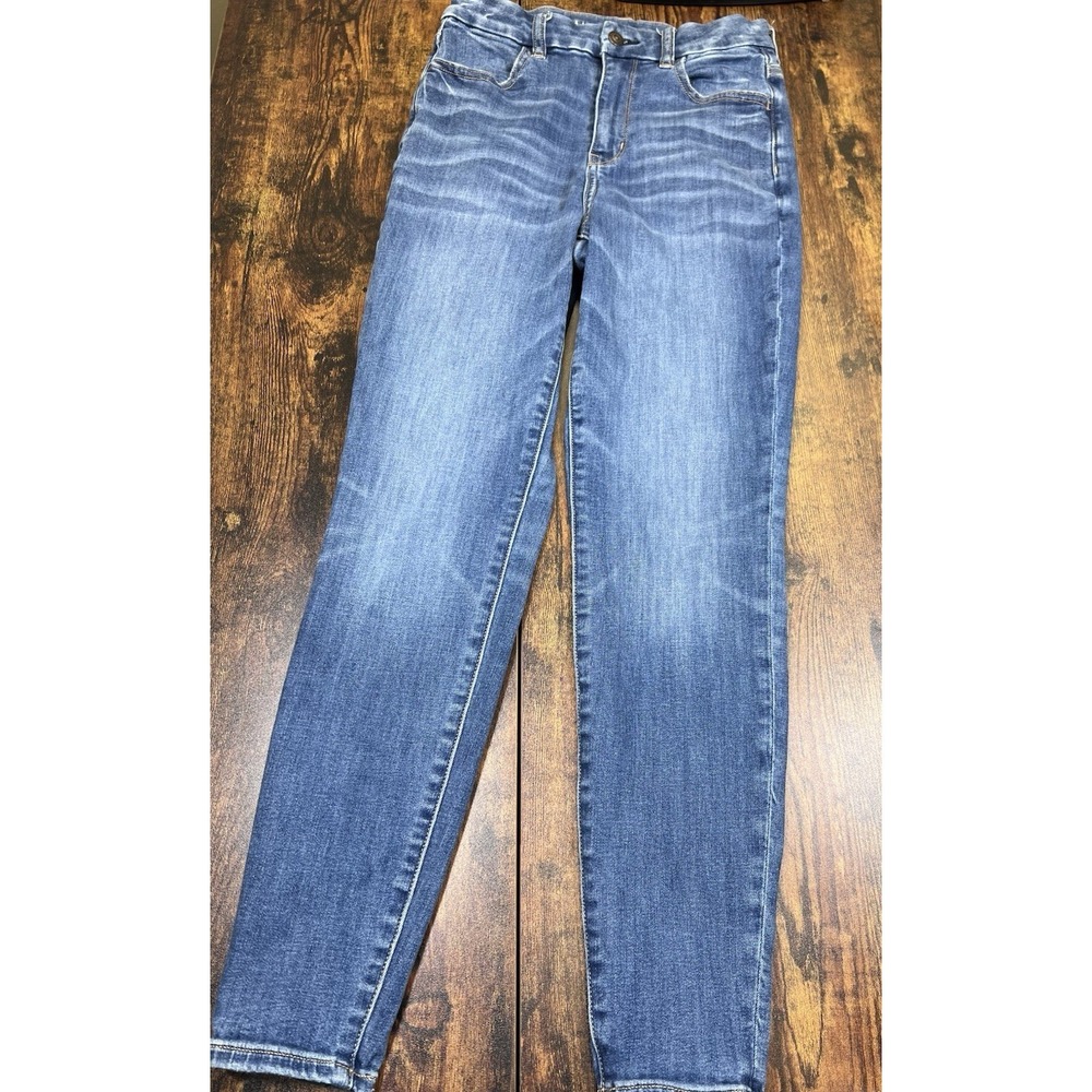 American Eagle Women's High‎ Rise Next Level Stretch Size 4 Short